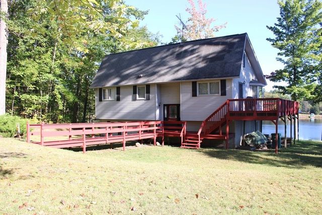 2110 Deer Lake Road, Harrison, MI 48625