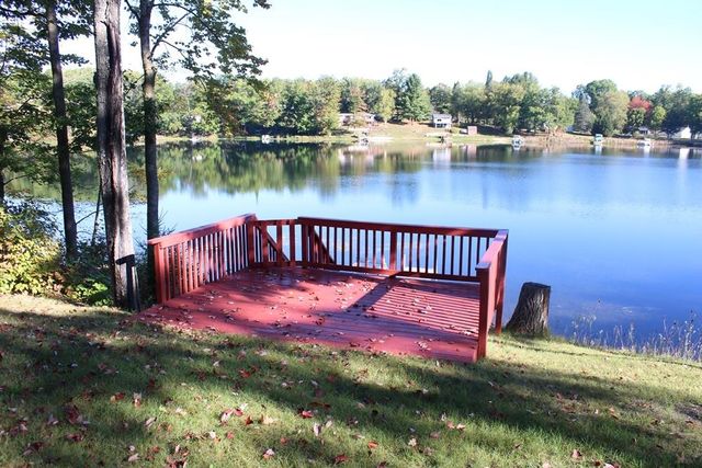2110 Deer Lake Road, Harrison, MI 48625