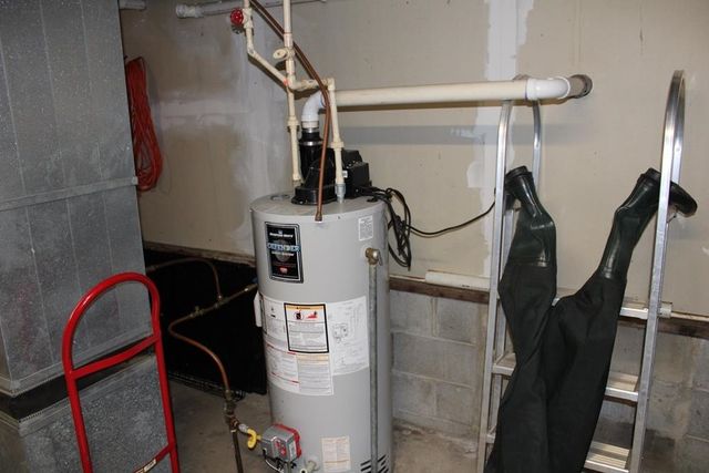 2110 Deer Lake Road, Harrison, MI 48625