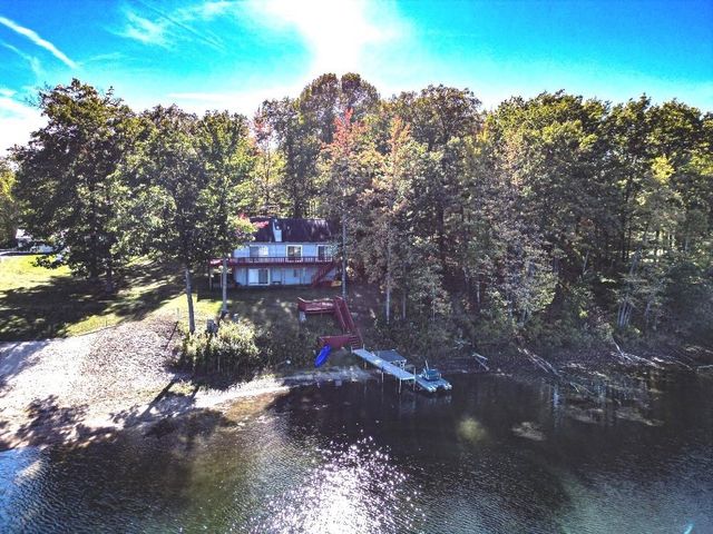 2110 Deer Lake Road, Harrison, MI 48625