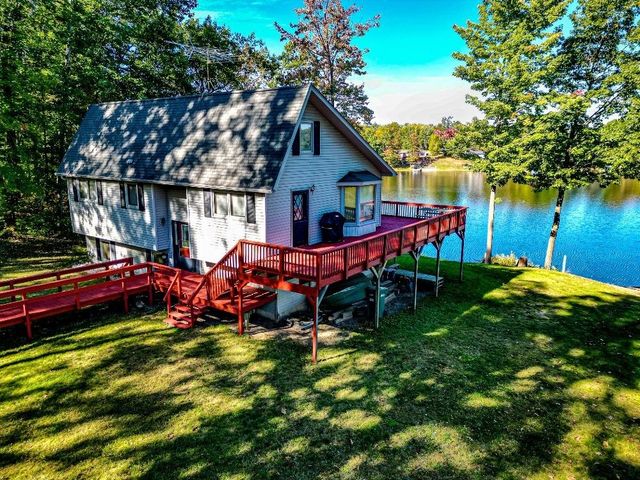 2110 Deer Lake Road, Harrison, MI 48625