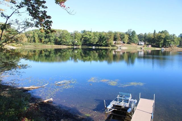 2110 Deer Lake Road, Harrison, MI 48625