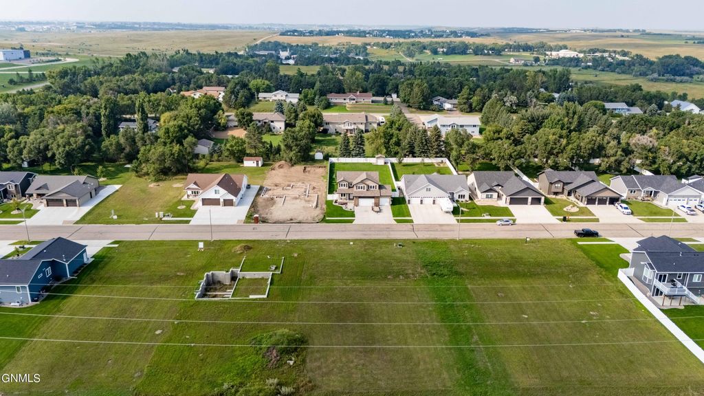 5319 Hendrickson photo 4