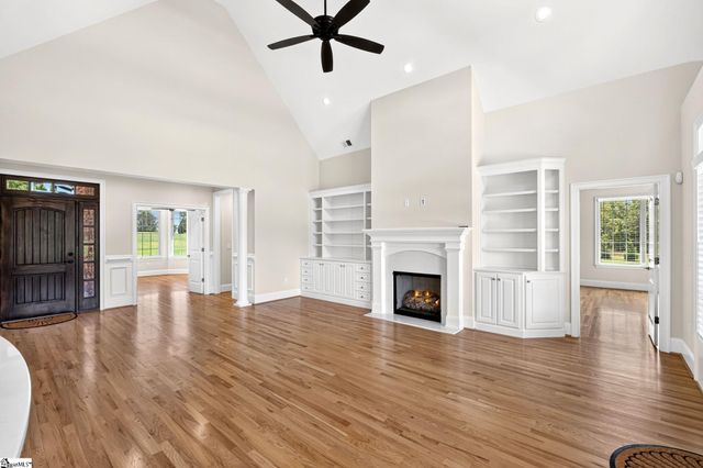 10445 New Cut Road, Campobello, SC 29322