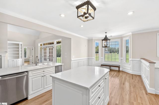 10445 New Cut Road, Campobello, SC 29322