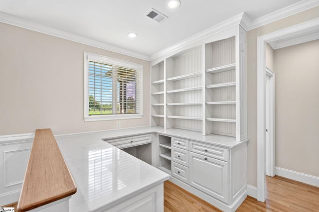 10445 New Cut Road, Campobello, SC 29322