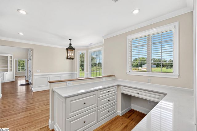 10445 New Cut Road, Campobello, SC 29322