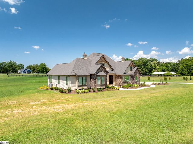 10445 New Cut Road, Campobello, SC 29322