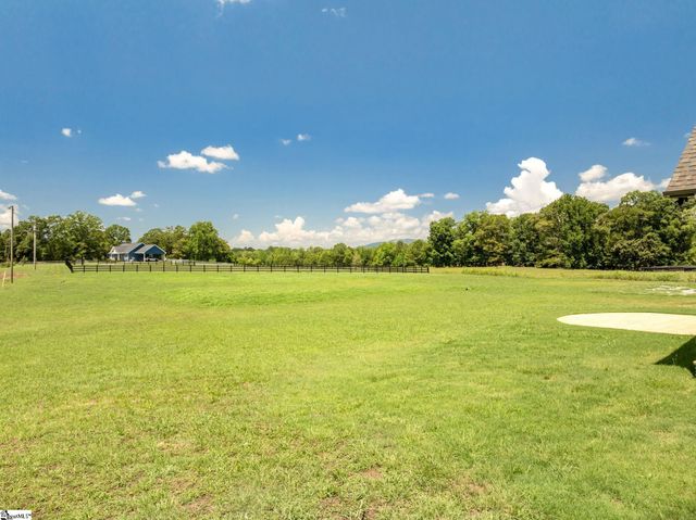 10445 New Cut Road, Campobello, SC 29322