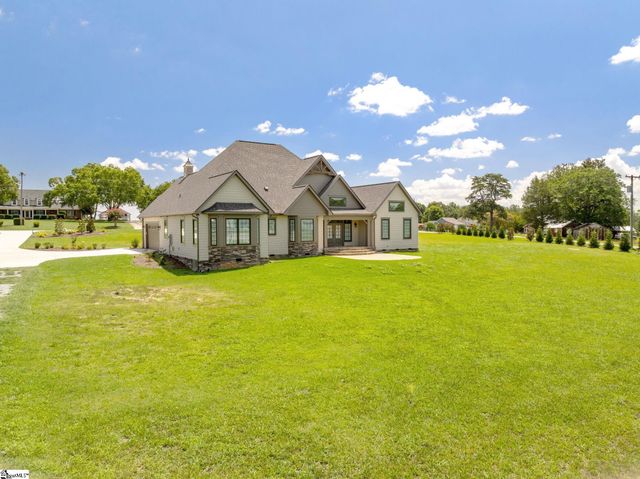 10445 New Cut Road, Campobello, SC 29322