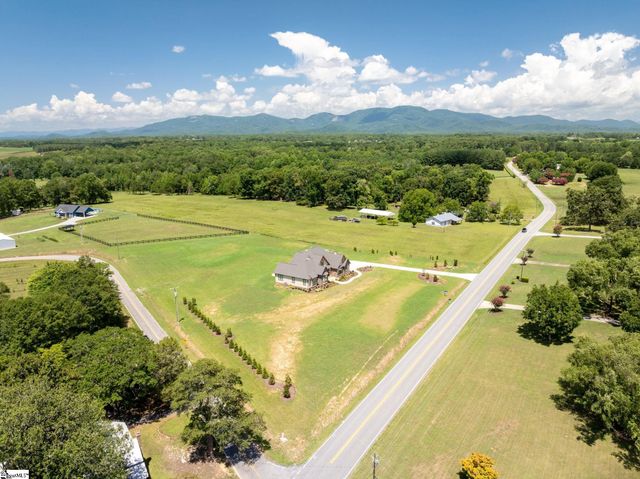10445 New Cut Road, Campobello, SC 29322