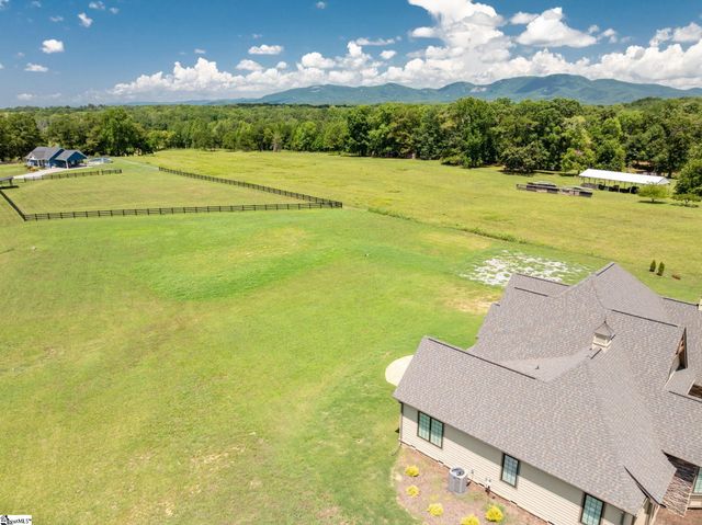 10445 New Cut Road, Campobello, SC 29322