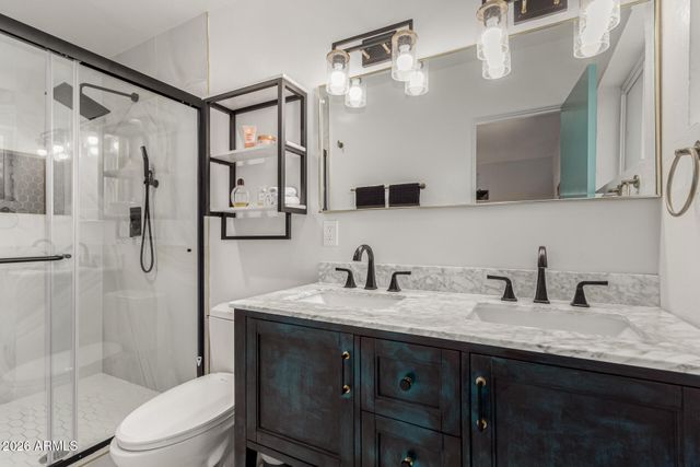 1814 W THOMAS Road, Phoenix, AZ 85015