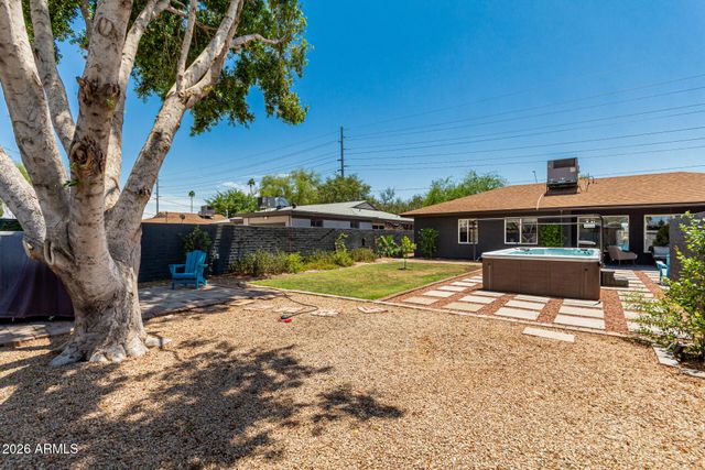 1814 W THOMAS Road, Phoenix, AZ 85015