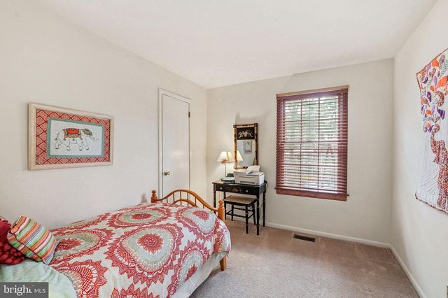 47 TENBY CHASE DR, Voorhees, NJ 08043