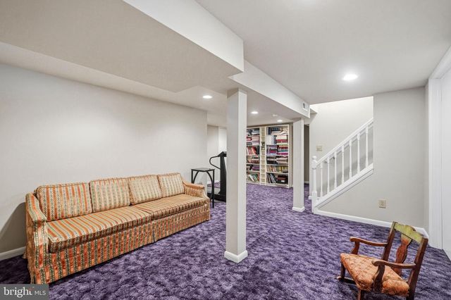 47 TENBY CHASE DR, Voorhees, NJ 08043