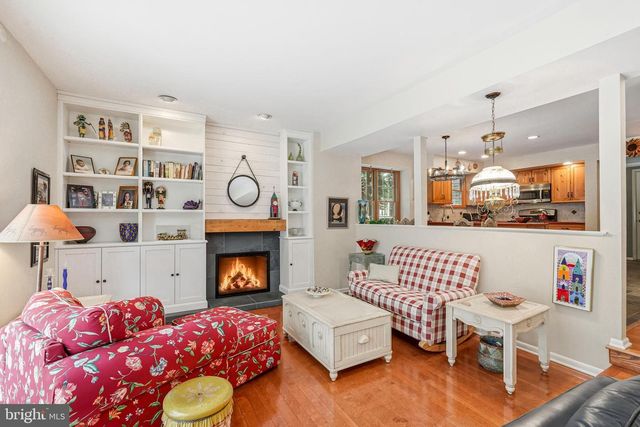 47 TENBY CHASE DR, Voorhees, NJ 08043