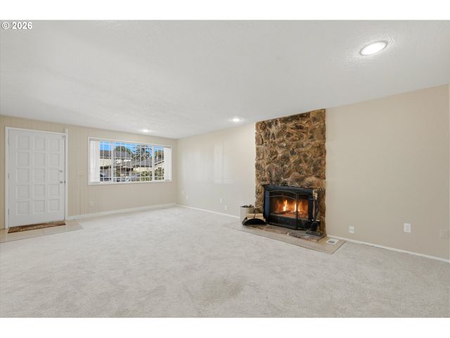 6518 Se 93RD Ave, Portland, OR 97266