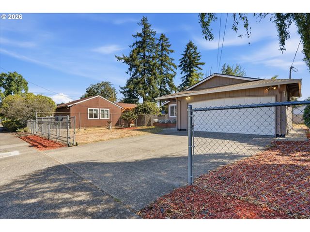 6518 Se 93RD Ave, Portland, OR 97266