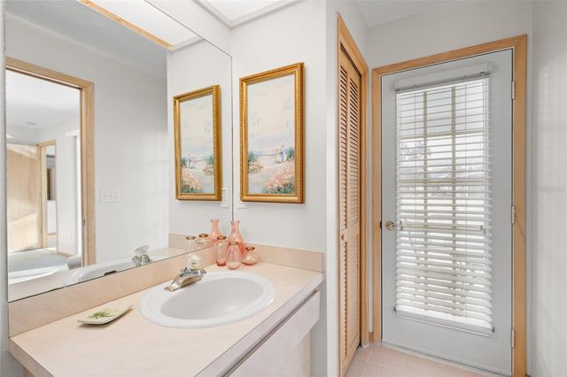 9208 WATER HAZARD DRIVE, Hudson, FL 34667