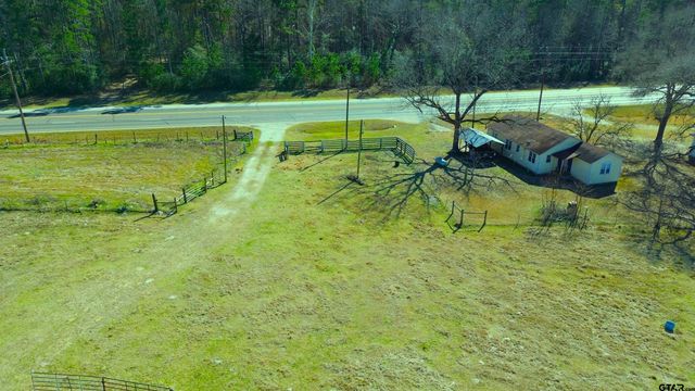 8701 E State Highway 7, Crockett, TX 75835