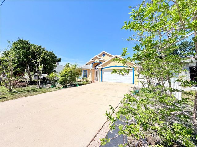 1150 OAKWOOD DRIVE, Dunedin, FL 34698