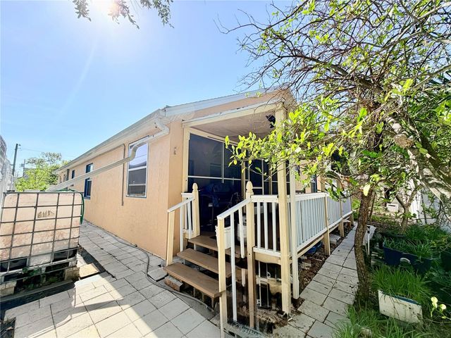 1150 OAKWOOD DRIVE, Dunedin, FL 34698