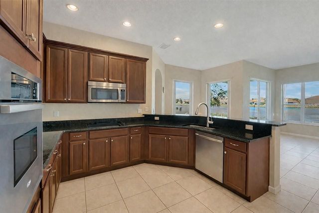 3821 SHOREVIEW DRIVE, Kissimmee, FL 34744