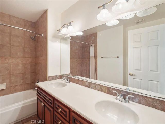21052 Kensington Lane, Lake Forest, CA 92630