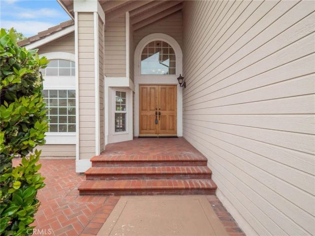 21052 Kensington Lane, Lake Forest, CA 92630