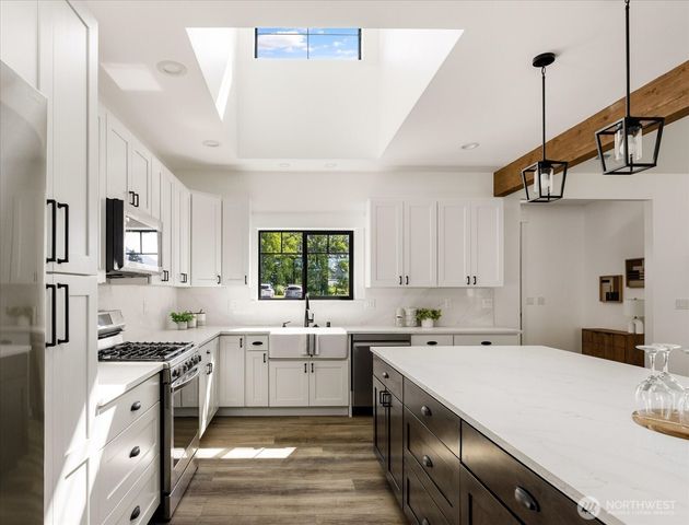 8170 Lonestar Lane, Lyman, WA 98263