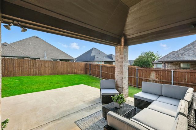 705 Chaparral Road, Sanger, TX 76266