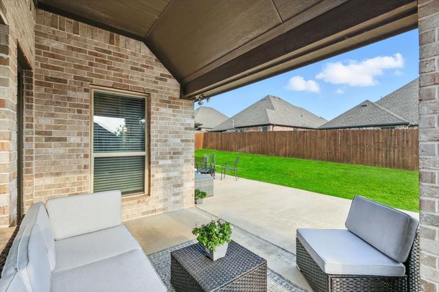 705 Chaparral Road, Sanger, TX 76266