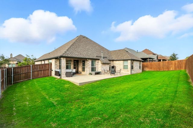 705 Chaparral Road, Sanger, TX 76266