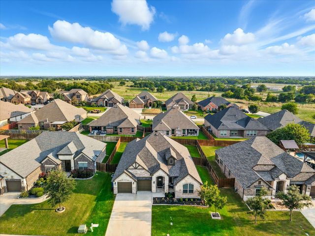 705 Chaparral Road, Sanger, TX 76266