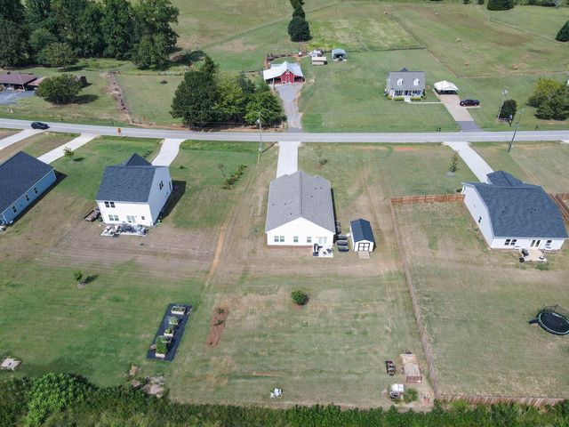1425 Macedonia Road, Gaffney, SC 29341