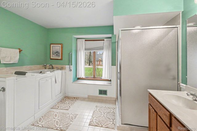 5440 Glenway Drive, Genoa Township, MI 48116