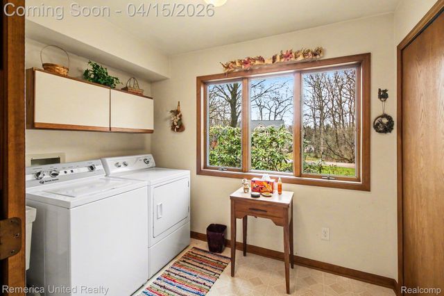 5440 Glenway Drive, Genoa Township, MI 48116