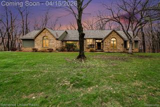 5440 Glenway Drive, Genoa Township, MI 48116