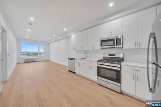 3309 Liberty Avenue 404, North Bergen, NJ 07047