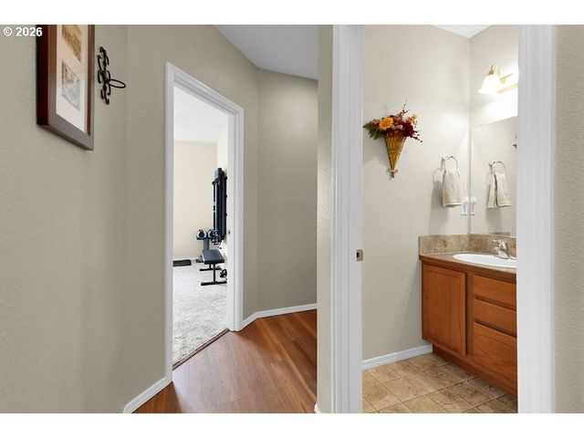 4214 HEINS Ct, Eugene, OR 97402