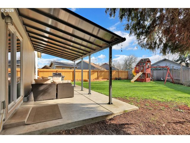 4214 HEINS Ct, Eugene, OR 97402