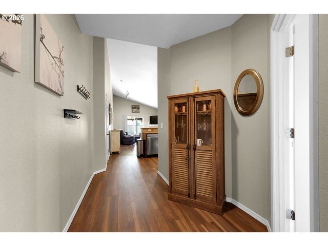 4214 HEINS Ct, Eugene, OR 97402