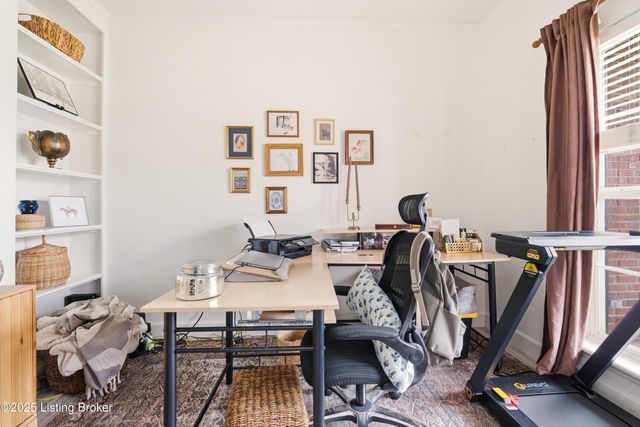 5253 Craigs Creek Dr, Louisville, KY 40241