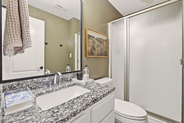 5253 Craigs Creek Dr, Louisville, KY 40241