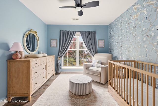 5253 Craigs Creek Dr, Louisville, KY 40241