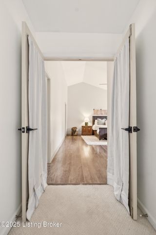 5253 Craigs Creek Dr, Louisville, KY 40241