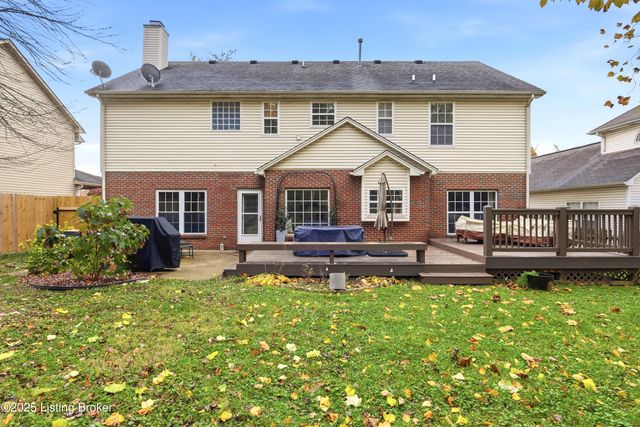 5253 Craigs Creek Dr, Louisville, KY 40241