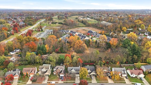 5253 Craigs Creek Dr, Louisville, KY 40241