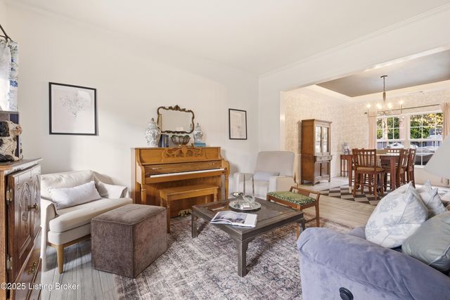 5253 Craigs Creek Dr, Louisville, KY 40241